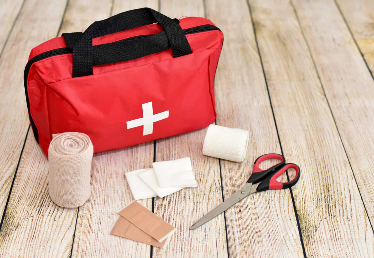 the-ultimate-this-first-aid-kit-checklist-covers-everything-you-need-to