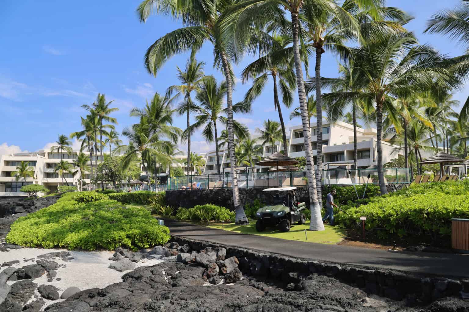 The Best Family-Friendly Resorts on Hawaii (The Big Island!)