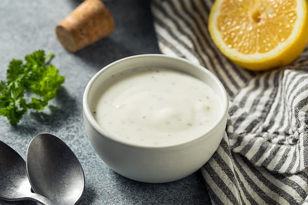 Ranch Vs. Blue Cheese Dressing: How Are They Different And Uses For Each