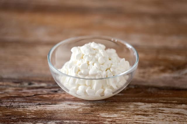 Ricotta vs. Cottage Cheese: Differences, When to Use Each, and Nutrition