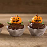 You'll Absolutely Love This Halloween Grave Cupcake Recipe