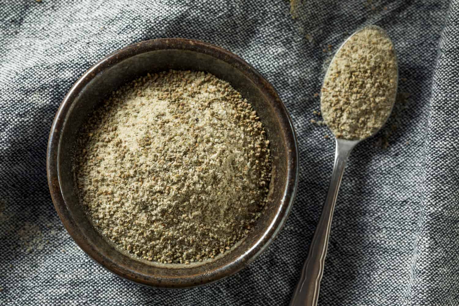 Celery Seed vs. Celery Salt 3 Main Differences & How to Use Them