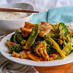 Hunan Chicken vs. Szechuan Chicken: A Spicy Showdown of Flavors