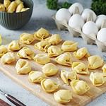 Tortellini vs. Tortelloni: 3 Key Differences, Including Fillings and Cooking Times