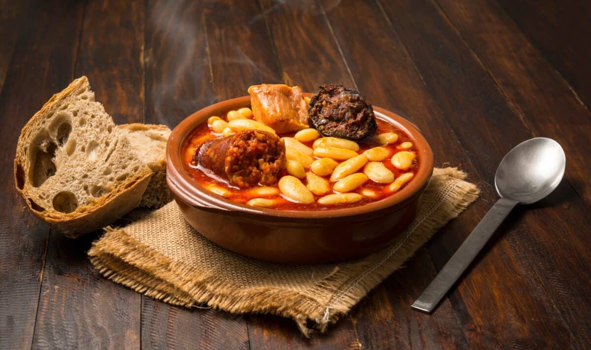 Fabada Asturiana, typical Spanish food