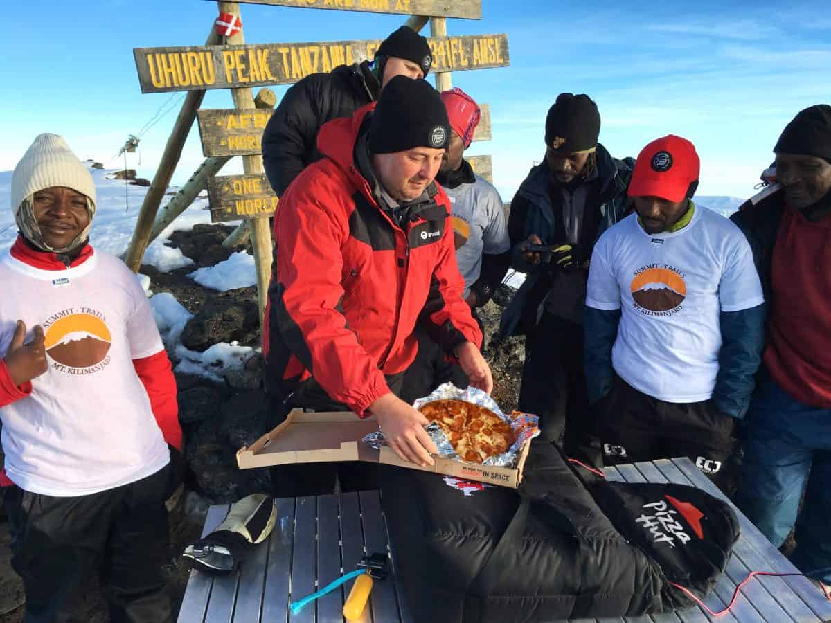 Pizza Hut Mountain Delivery