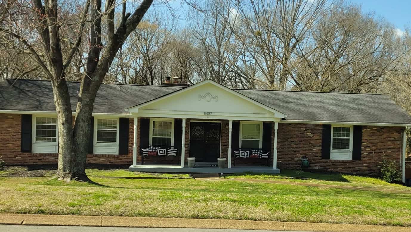 Gable Medallion