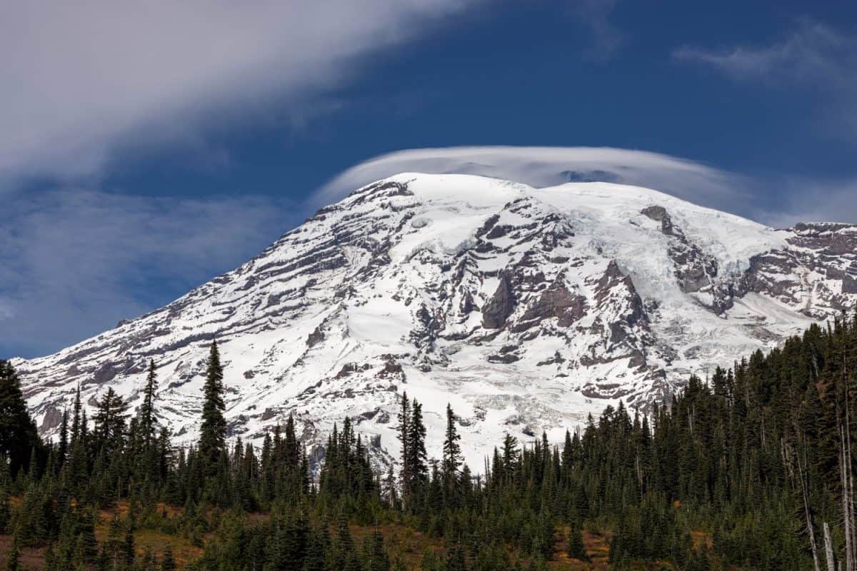 Landscape in Mount Rainier National Park, WA USA. The best National Parks for hiking