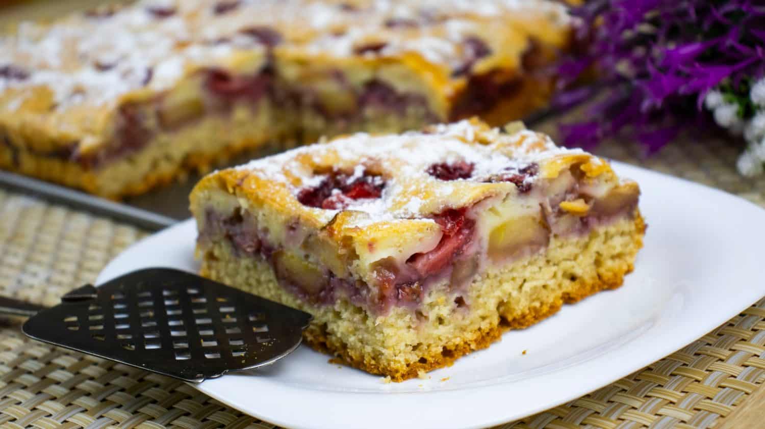 Rhubarb Cake