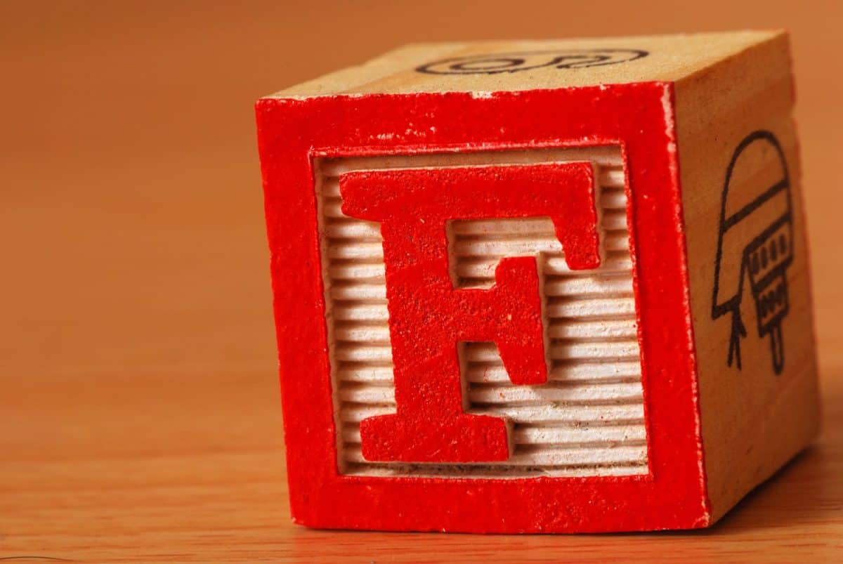 Alphabet block with the letter F. A-Z Baby Names That Your Child May Regret Being Named