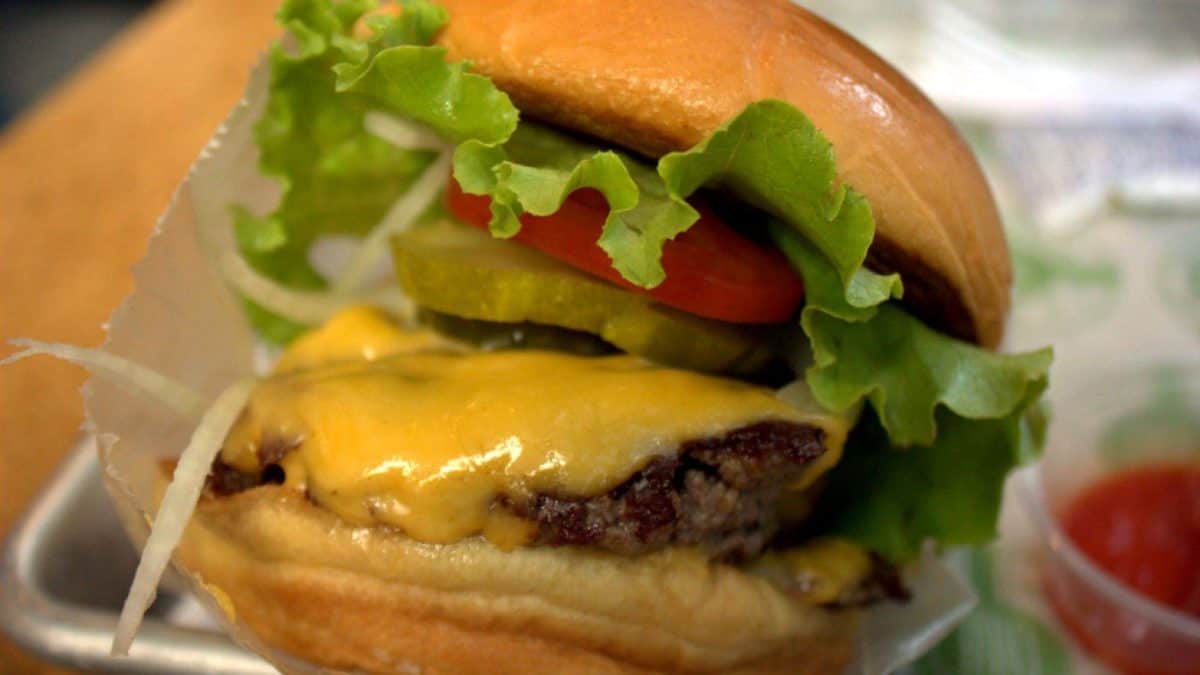 In-N-Out vs. Shake Shack: Who Actually Has the Better Burger?