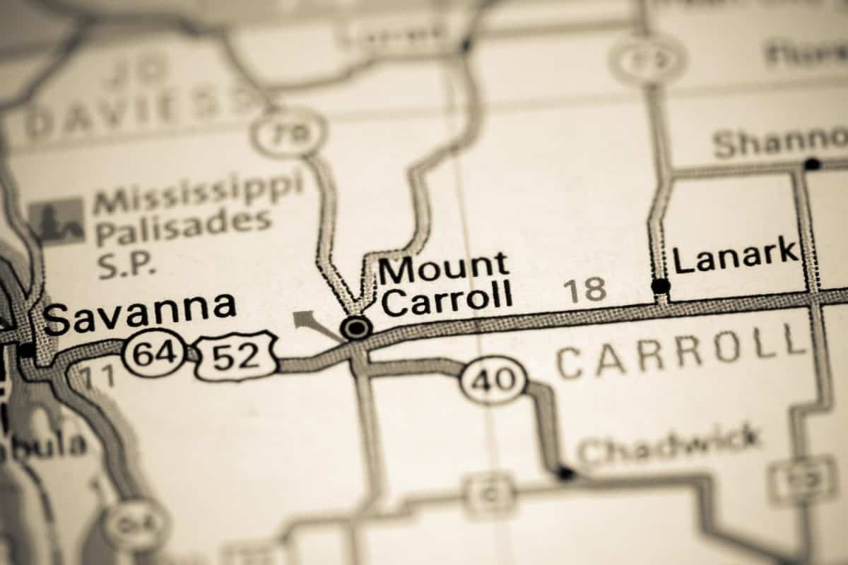 Mount Carroll. Illinois. USA on a map