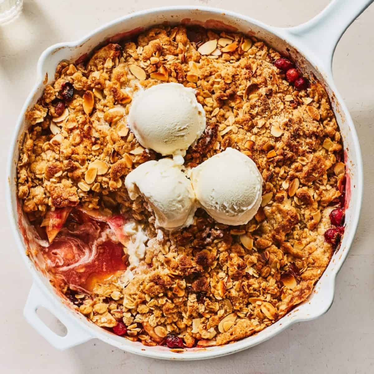 Apple Cranberry Crisp With Oatmeal-Cookie Crumble