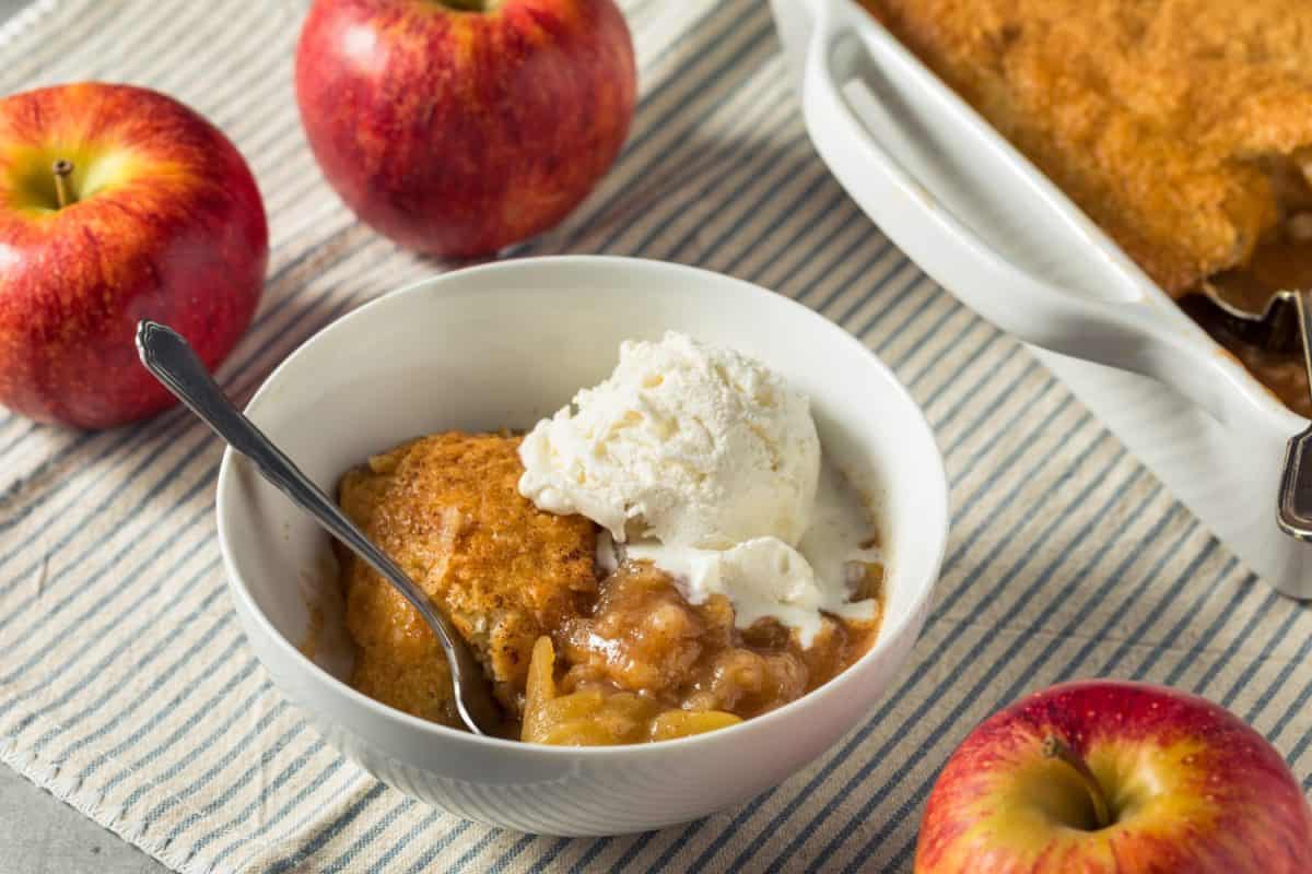 Homemade Apple Cobbler Dessert with Ice Cream. Apple Dessert Recipes to Make the Most of This Fall's Harvest