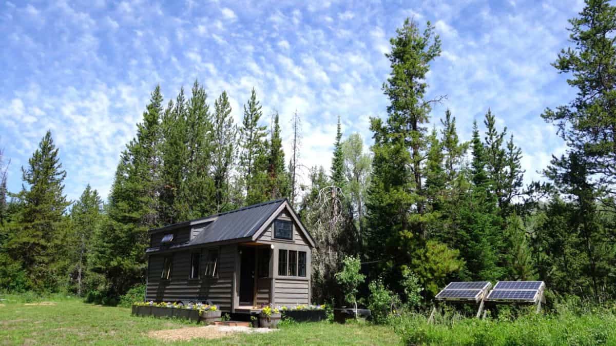 Tiny House with solar panels in Wyoming