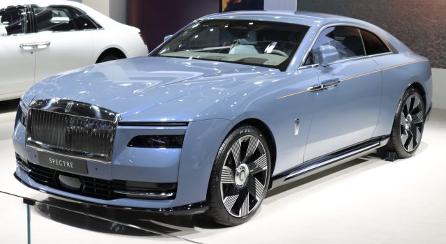 2023 Rolls-Royce Spectre