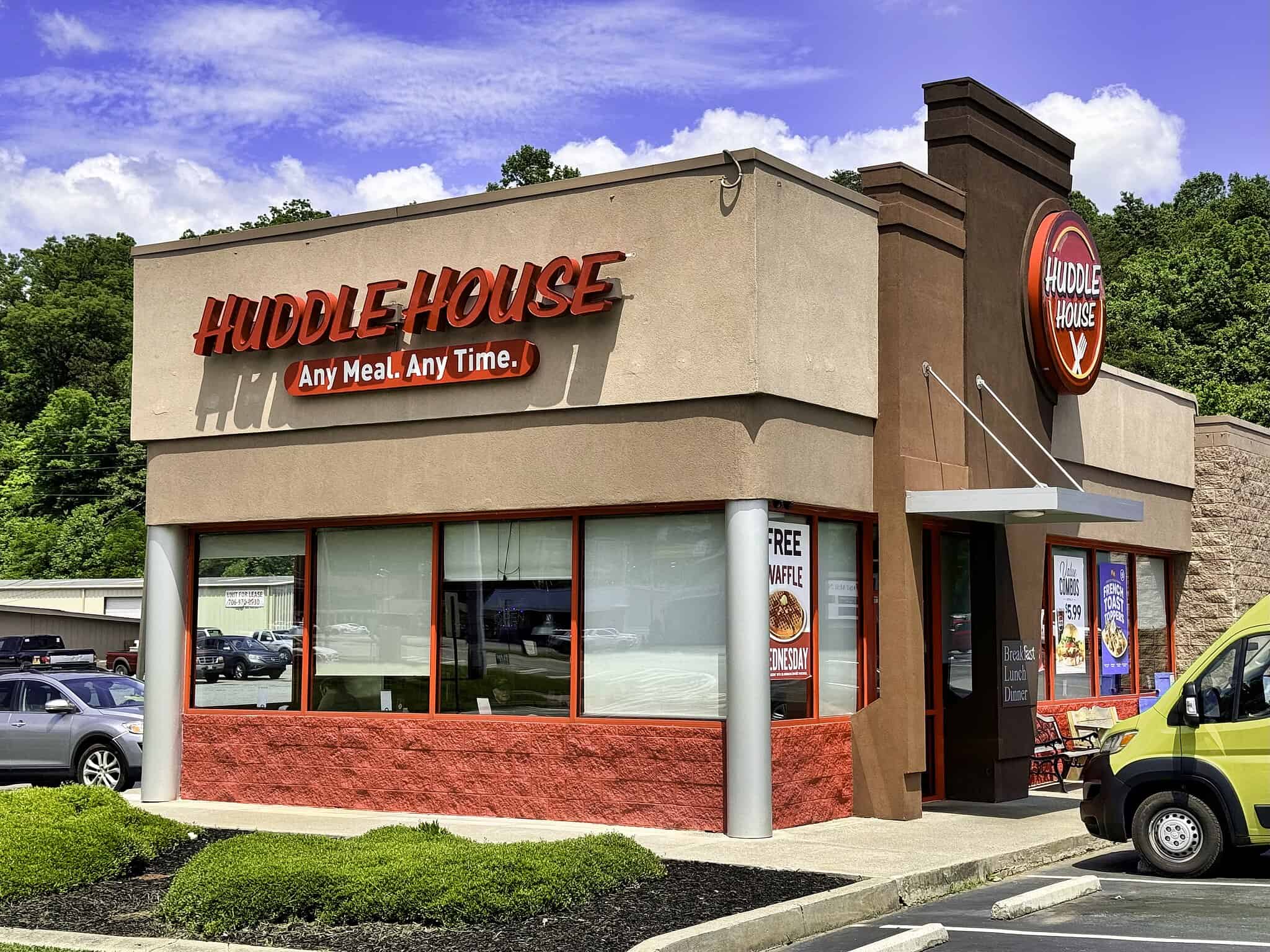 4. Huddle House