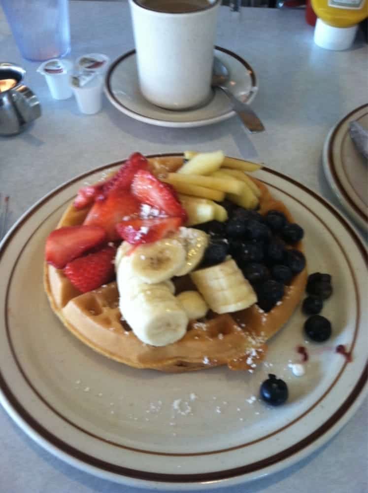 Lesser-Known Breakfast Chains That Are Way Better Than IHOP