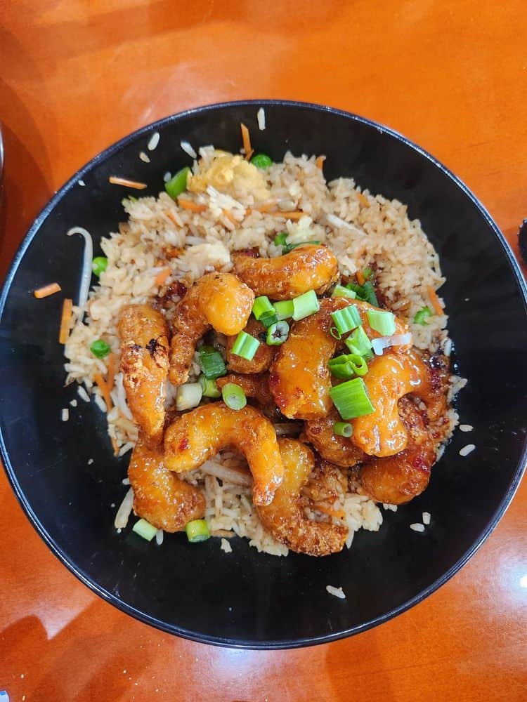 8 Lesser-Known Asian Food Chains That Are Way Better Than Panda Express