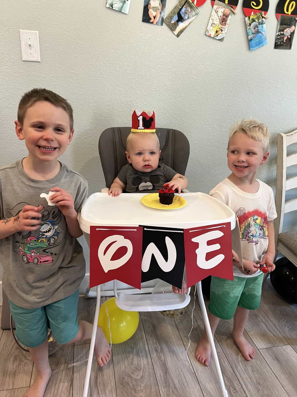 Sydni Ellis's three kids at her youngest child's first birthday party.