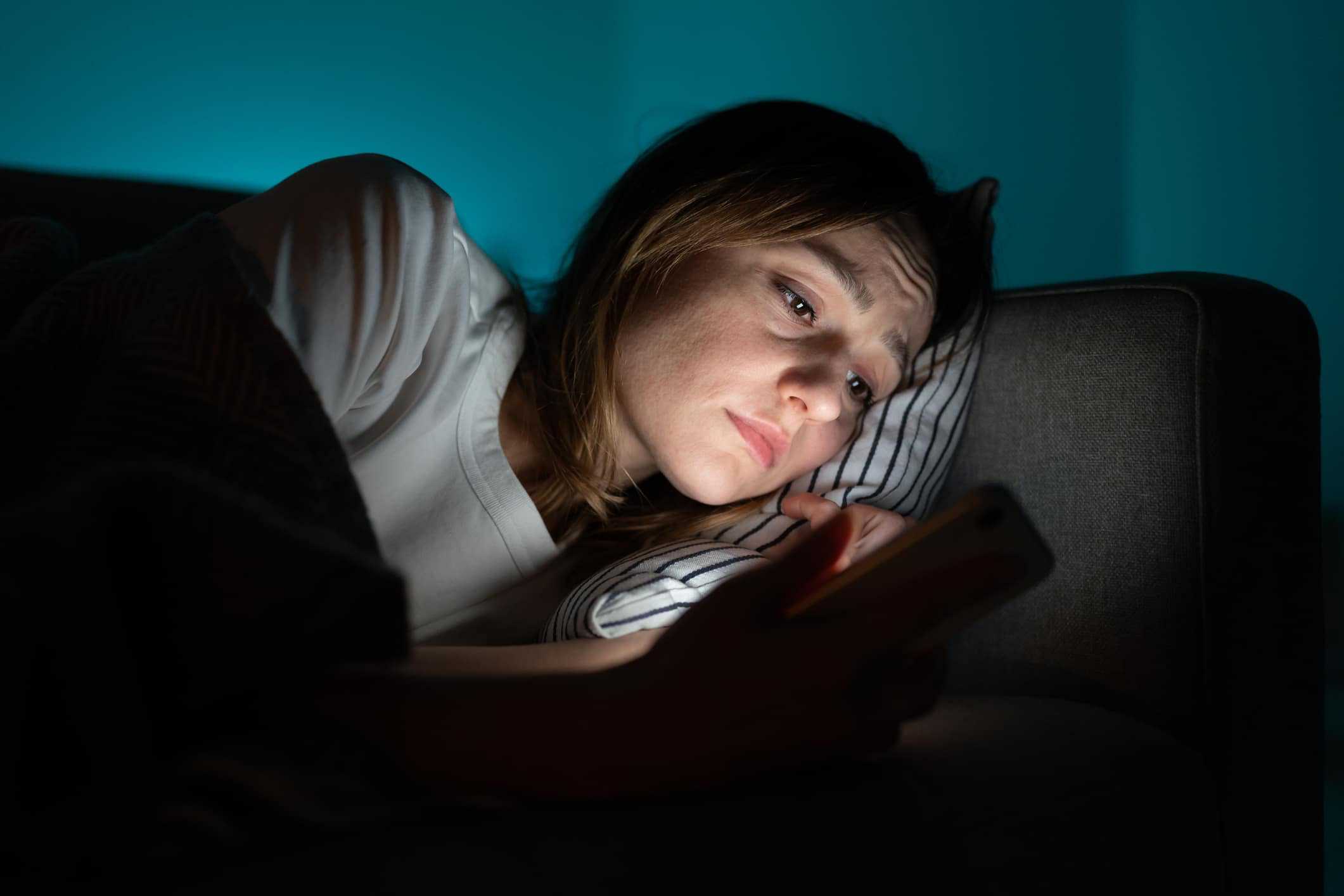 Negative Effect of Too Much Screen Time: Sleep Issues